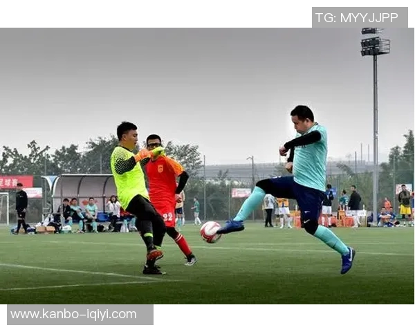 探索Coachbase足球的战术分析与数据驱动的训练方法提升球队竞技水平